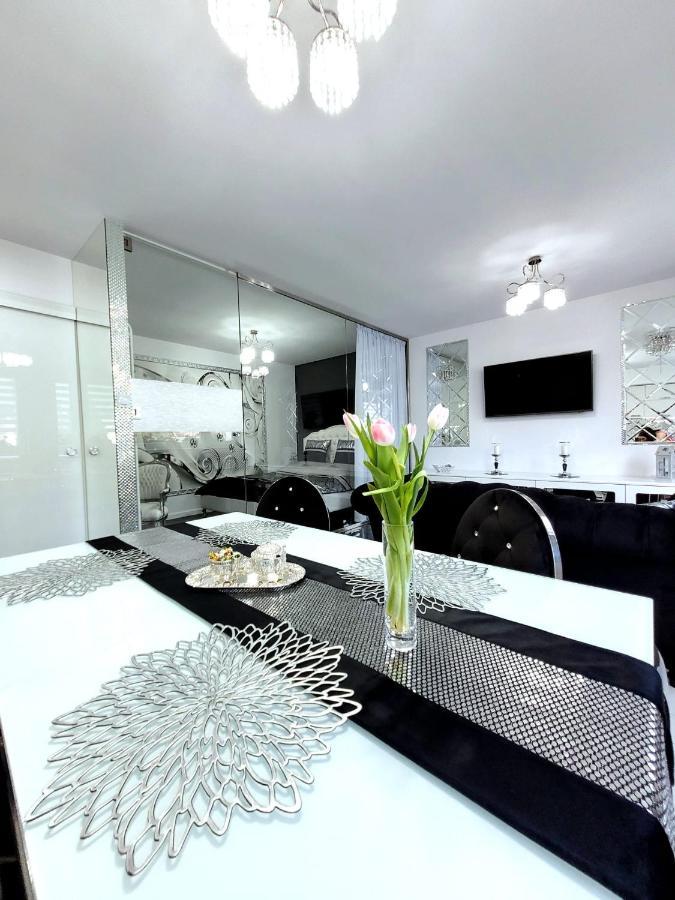 Apartament Glamour Gniezno Exterior photo